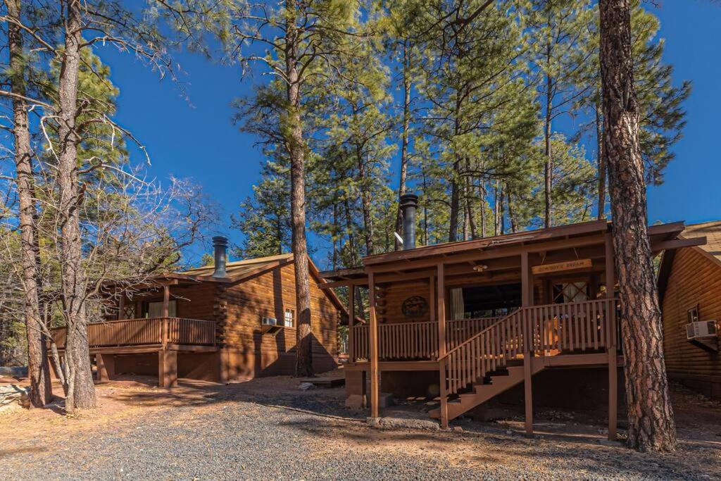 Forest Cabin 4 Cowboys Dream 佩森 外观 照片